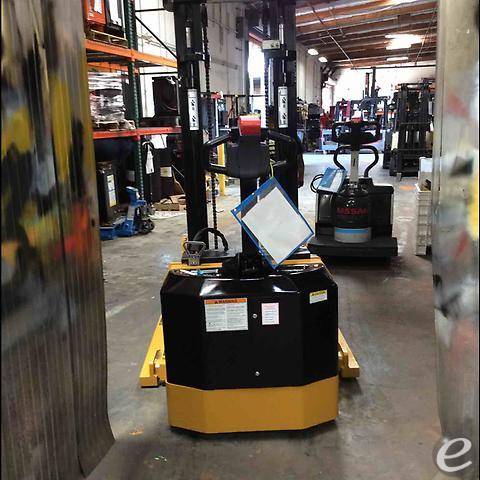 2011 Electric Big Joe Forklifts PDS 30 126 123Forklift