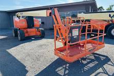 2009 JLG 800AJ