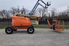 2016 JLG 450AJ