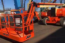 2018 JLG 800AJ