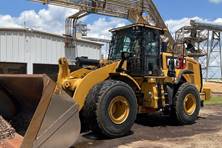 2020 Cat 996M