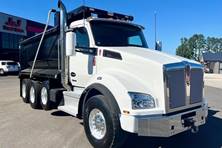 2024 Kenworth T880