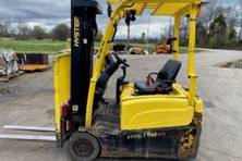 2017 Hyster J35XNT