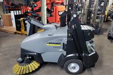 2016 Karcher KM105/110