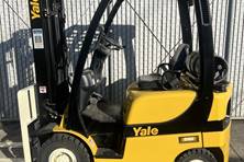 2016 Yale GLP035VXNRAE084