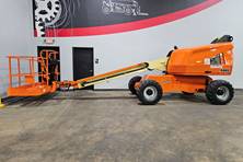 2016 JLG 400S