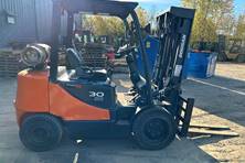 2017 Doosan G30E-5