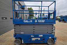 2016 Genie GS3232