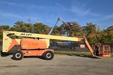 2013 JLG 800AJ