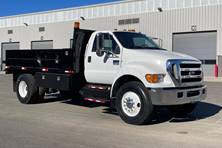 2007 Ford F750 XL