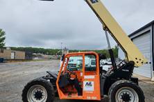 2013 JLG G6-42A