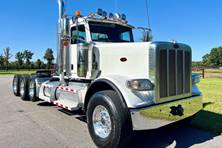 2018 Peterbilt 389