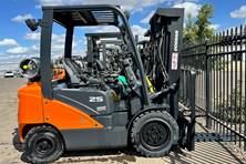 2017 Doosan G25N-7