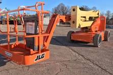 2015 JLG E450AJ