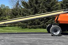 2015 JLG 800S