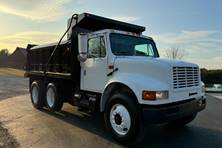 2000 International 4900