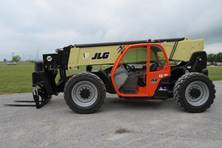 2024 JLG 1055