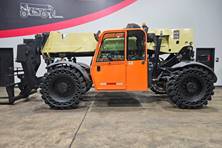 2012 JLG G10-55A