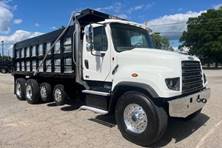 2016 Freightliner 114SD