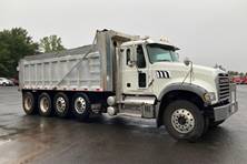 2018 Mack GRANITE GU713