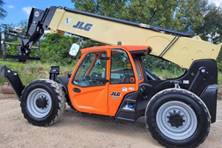 2024 JLG 1055