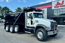 2024 Mack GRANITE 64FR