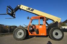 2015 JLG G6-42A