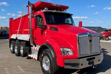 2024 Kenworth T880