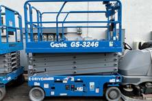 2022 Genie GS3246