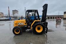 2015 JCB 930