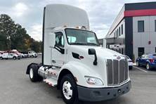 2022 Peterbilt 579