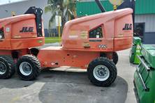 2016 JLG 400S