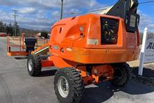 2014 JLG 400S