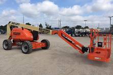 2015 JLG 600AJ