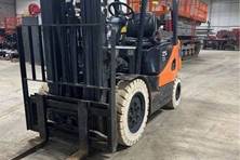 2017 Doosan G25N-7