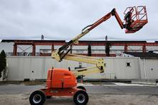 2013 JLG 450AJ