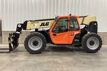 2024 JLG 742