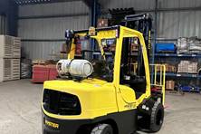 2012 Hyster H80