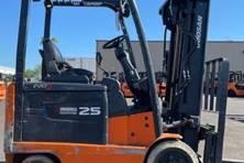 2011 Doosan BC25S-5