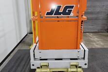 2014 JLG 1930ES