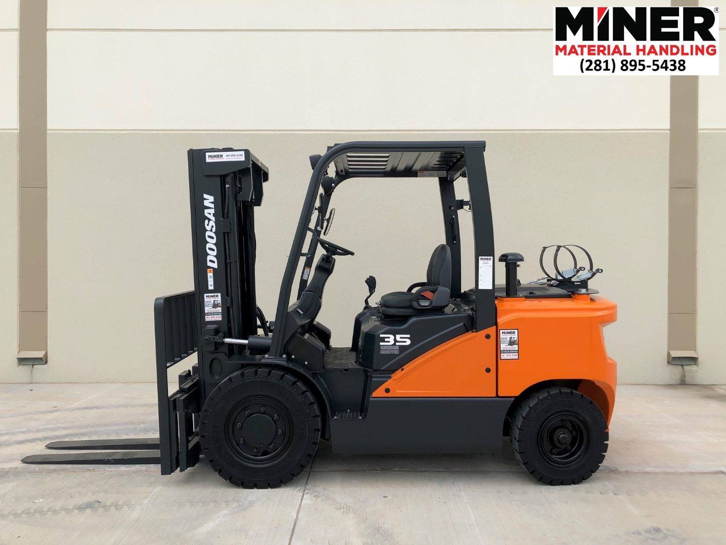 2020 LP Gas Doosan G35S-7 Pneumatic Tire 4 Wheel Sit Down