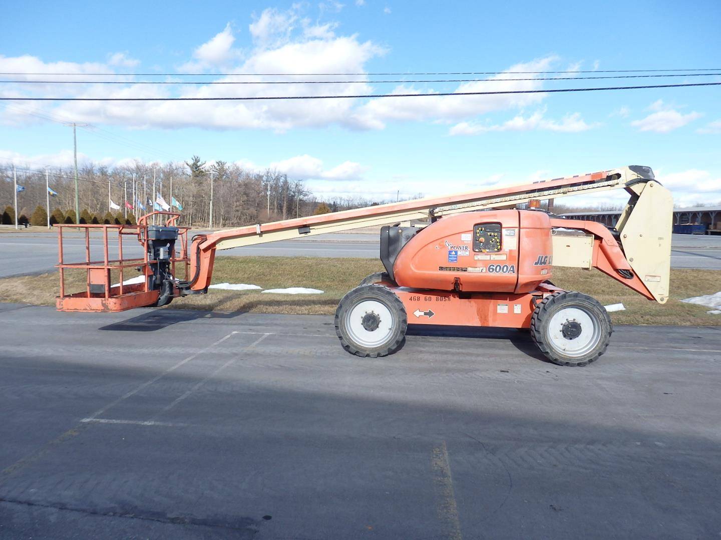 2008 Diesel JLG 600A Articulated Boom