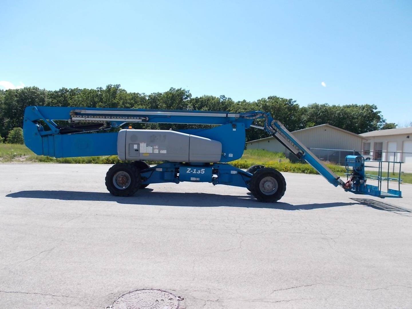 2011 Diesel Genie Z135/70 Articulated Boom