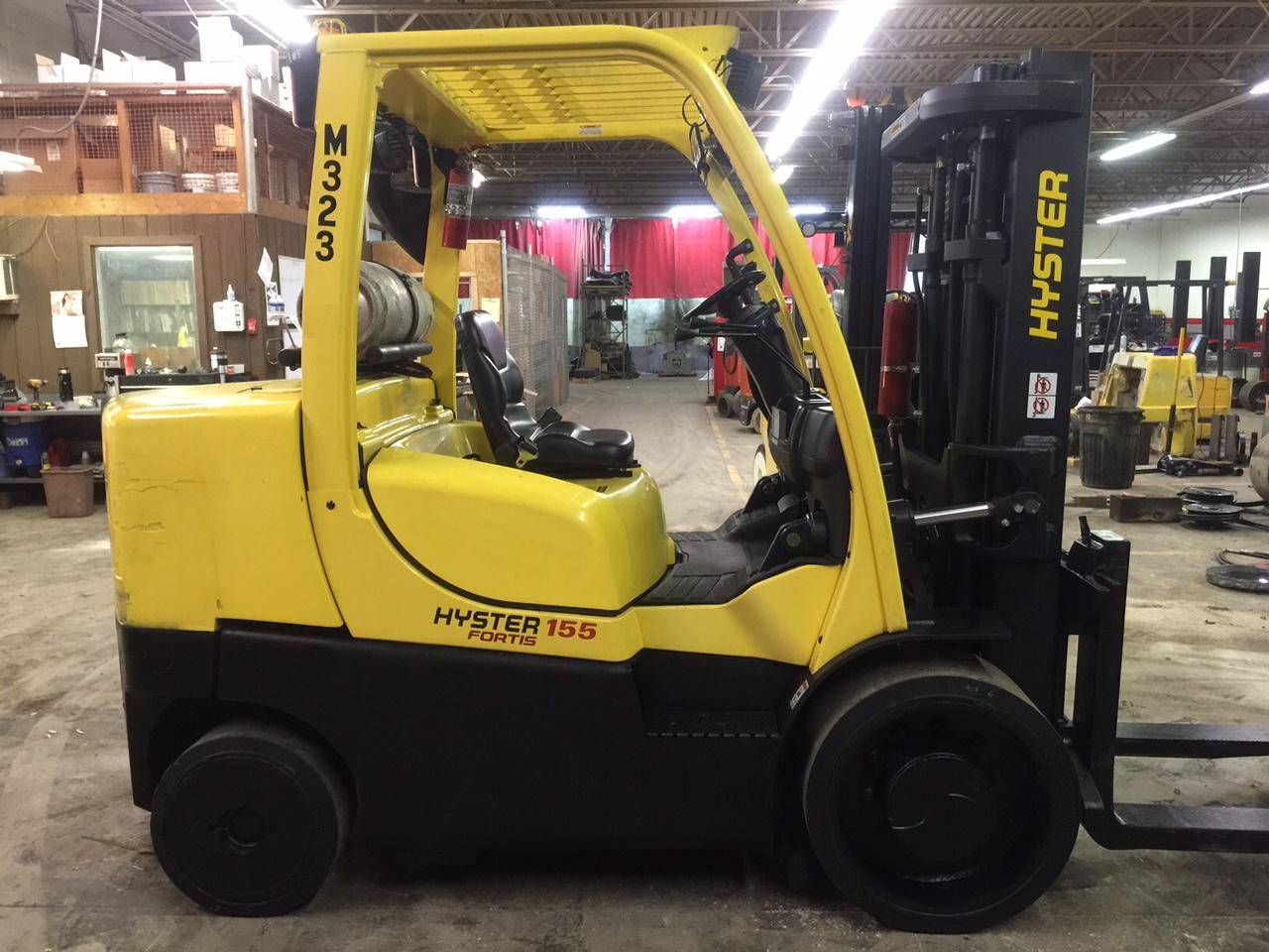 2010 LP Gas Hyster S155FT Cushion Tire 4 Wheel Sit Down (Indoor Warehouse)