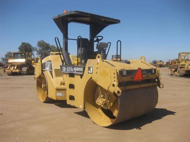 2003 Cat CB 534D  Earth Moving and Construction