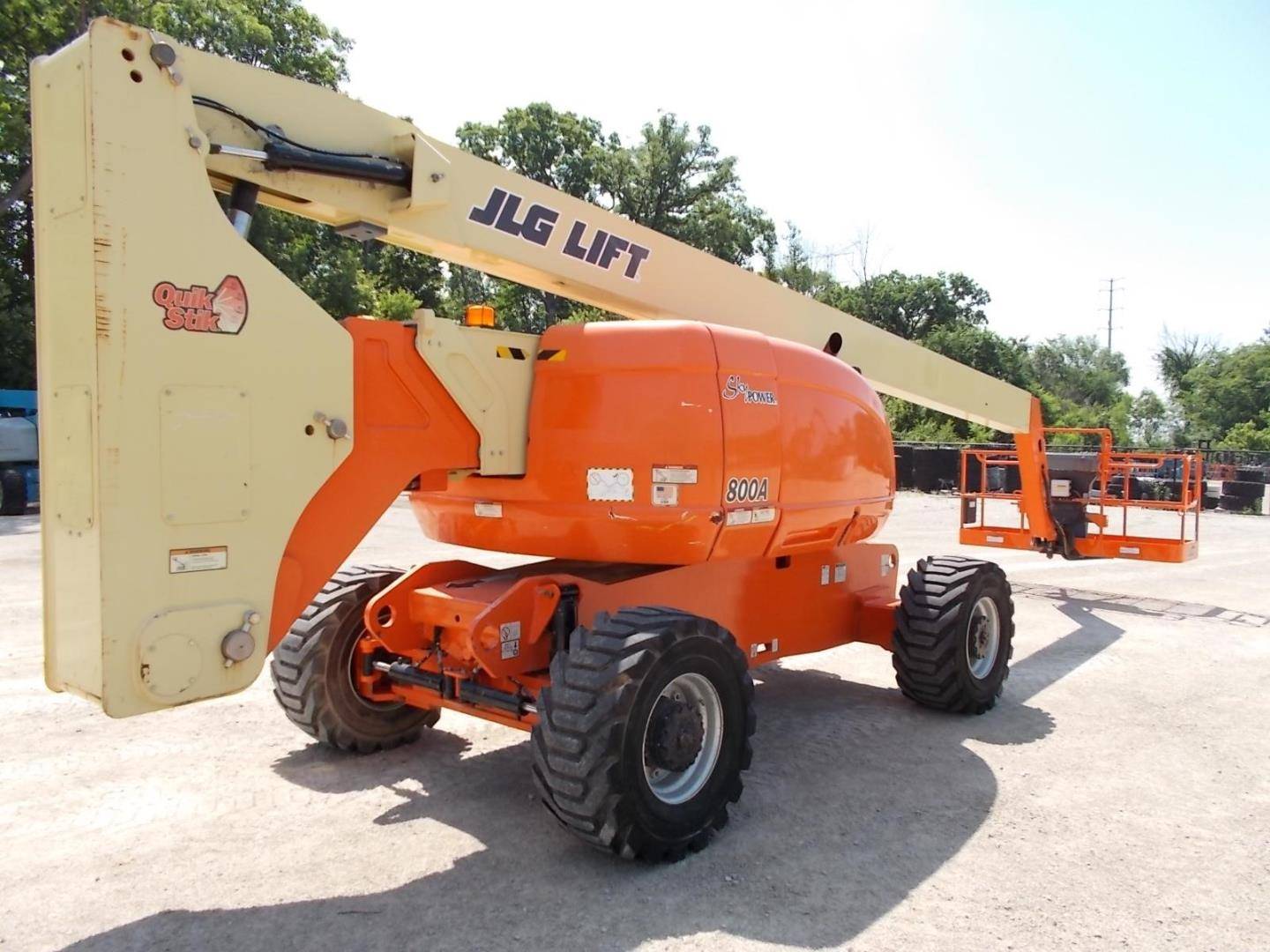 2007 Diesel JLG 800A Articulated Boom