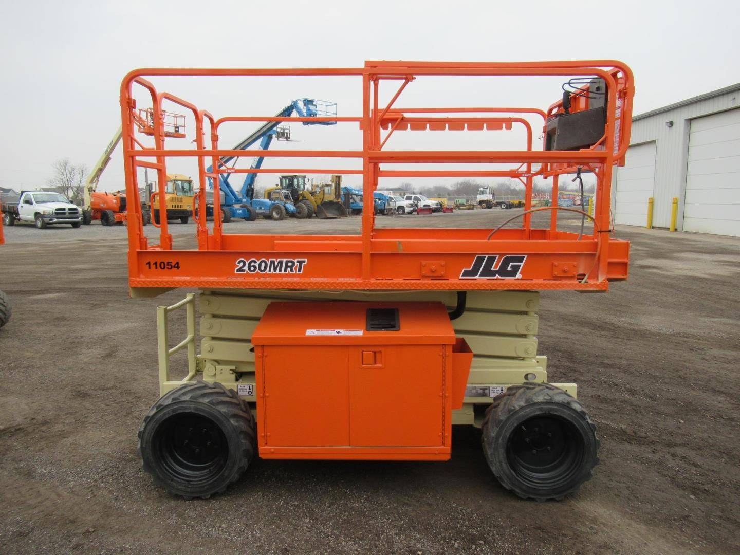 2014 Dual Fuel JLG 260MRT Rough Terrain