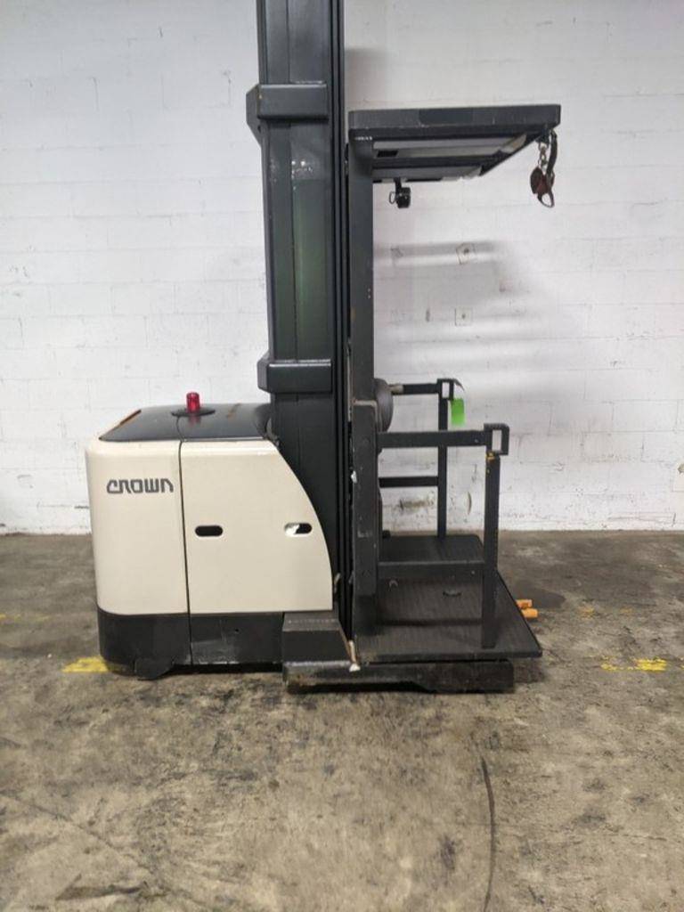 2019 Electric Crown SP3520-30 Electric Order Picker