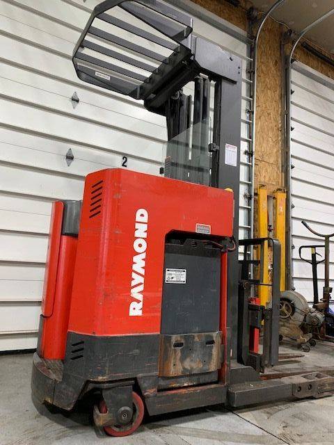 2000 Electric Raymond EASI-R30TT Electric Narrow Aisle Single Reach