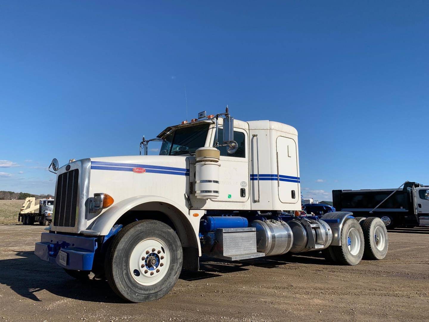 2008 Peterbilt 367 Trucks And Trailers